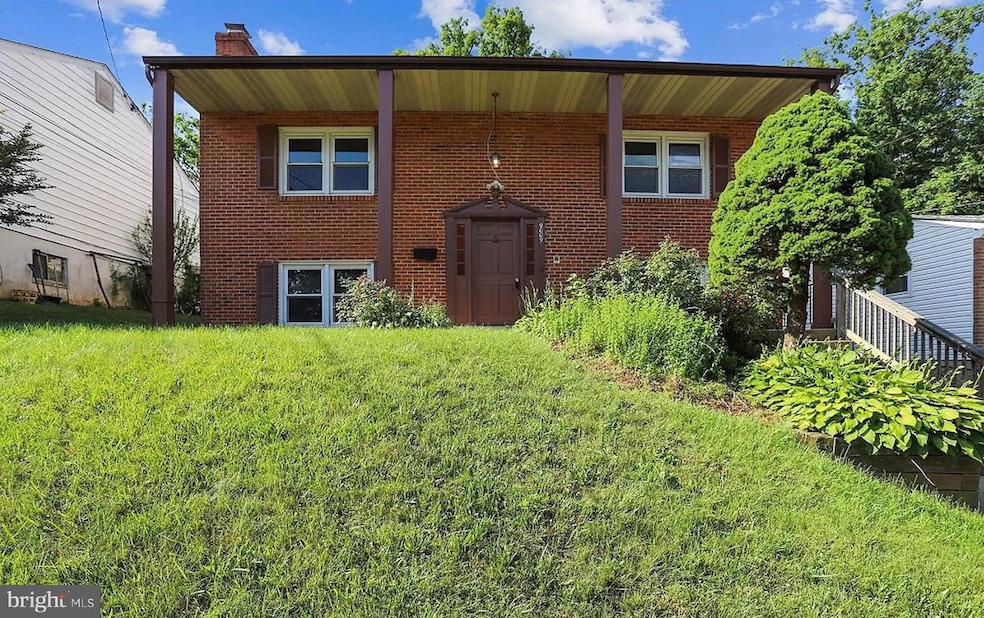 9009 1st St, Lanham, MD 20706 - photo 1