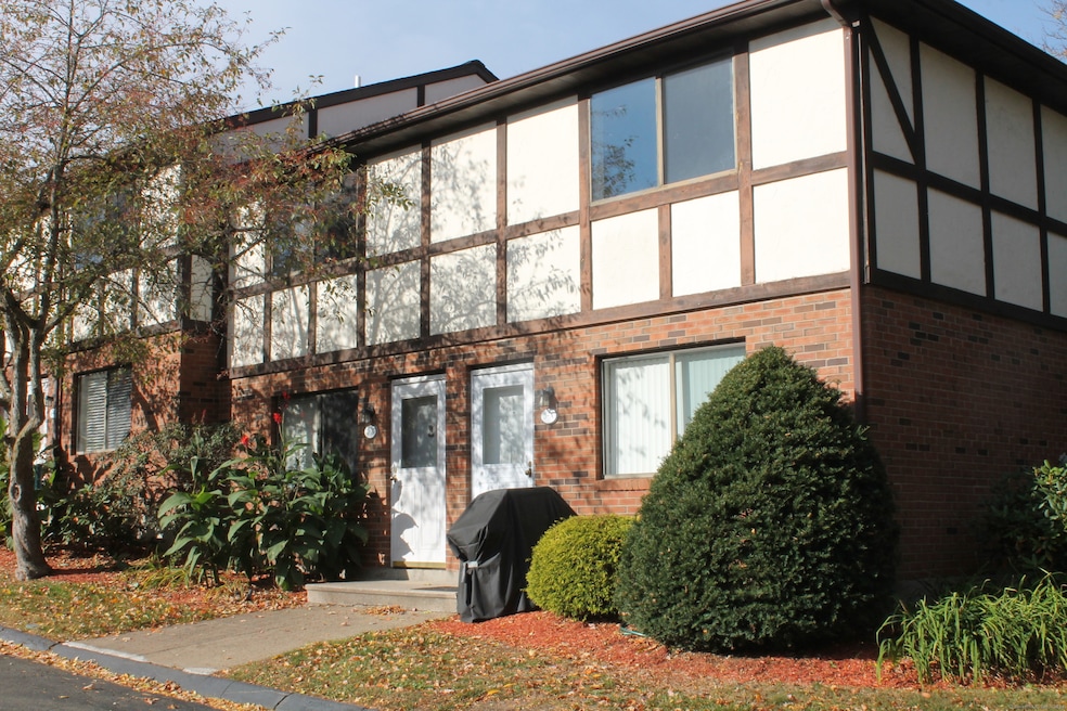 Front of building & entrance