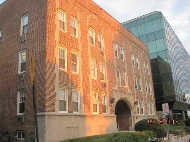 637 Summer St unit 21, Stamford, CT 06901 - photo 1