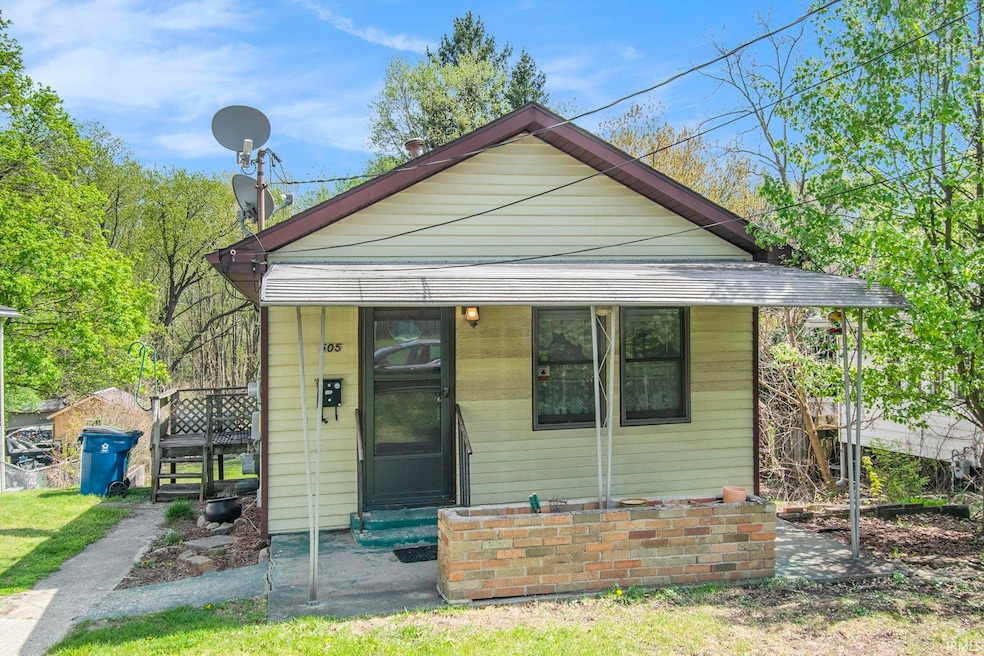 505 Georgia St, Walkerton, IN 46574 - photo 1