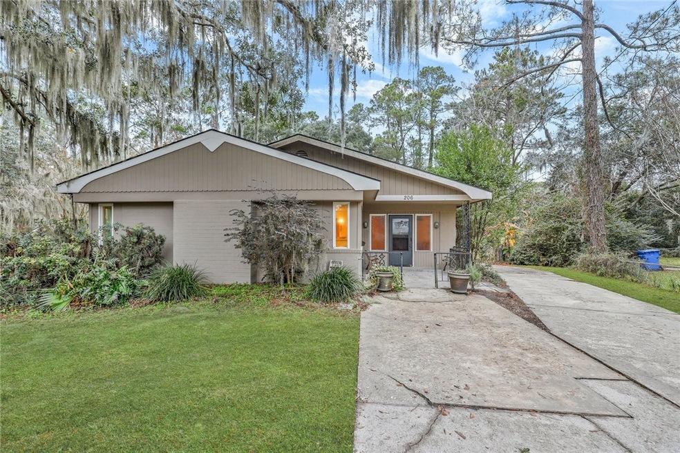 206 Whorton Dr, Brunswick, GA 31525 - photo 1