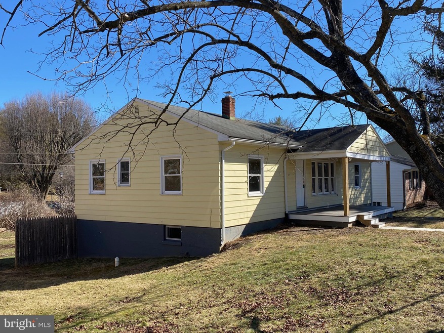 615 S Church St, Shepherdstown, WV 25443 - photo 1
