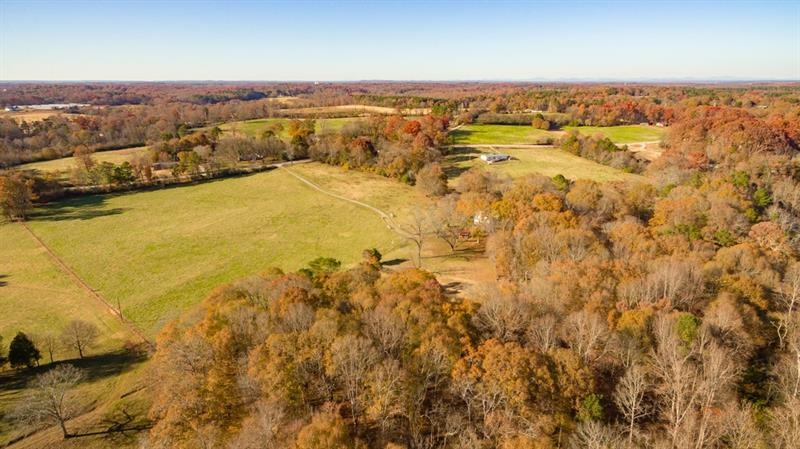 6155 Winder Hwy, Jefferson, GA 30549 - photo 1