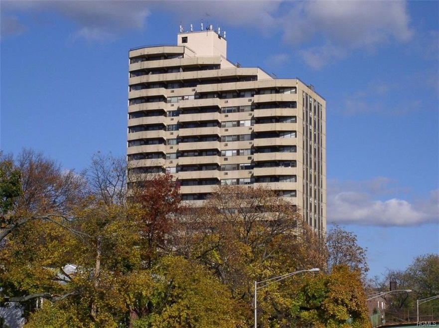Tower One unit 9E, Yonkers, NY 10710 - photo 1