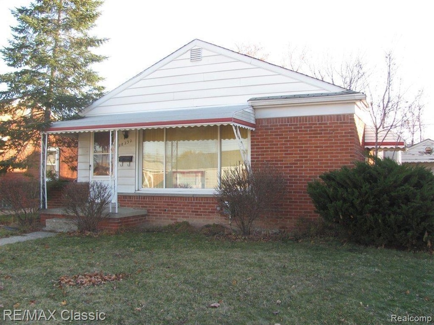 28232 EDWARD - FRONT