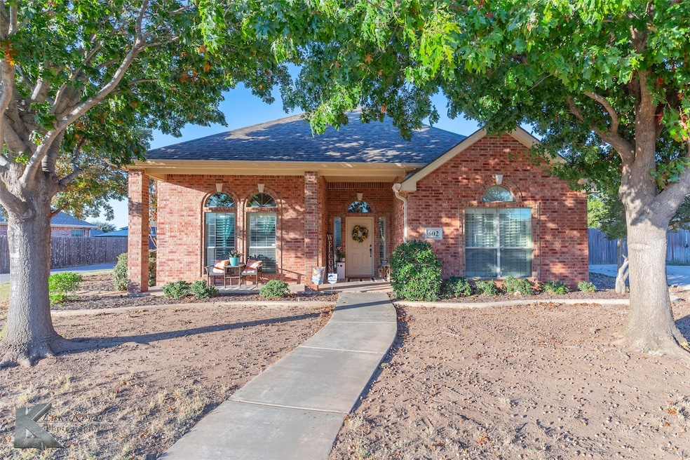 602 Lone Star Dr, Abilene, TX 79602 - photo 1