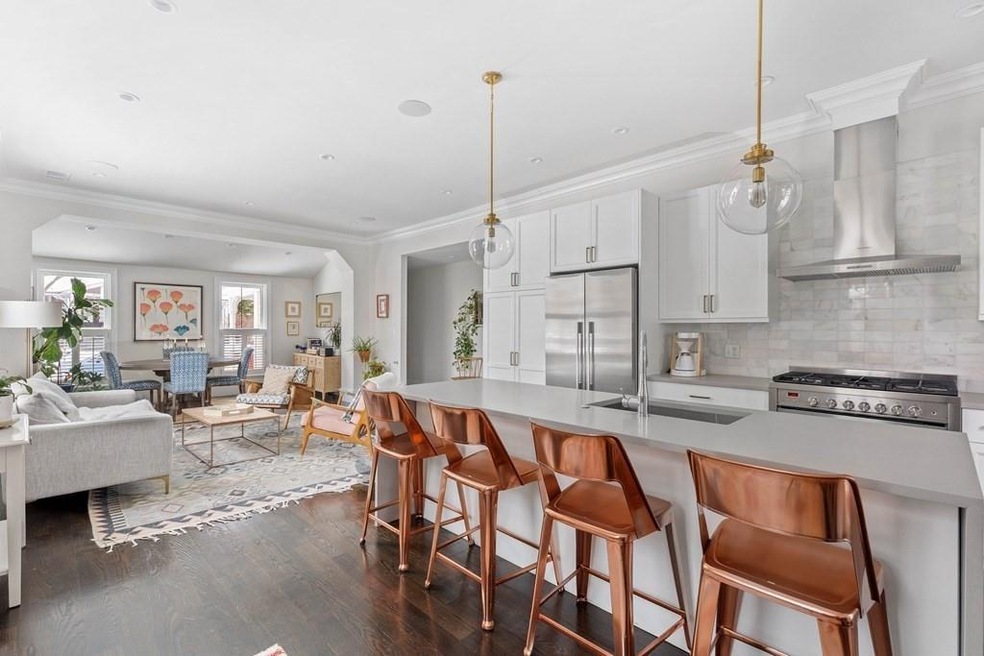 45 Alban St unit 1, Dorchester Center, MA 02124 - photo 1