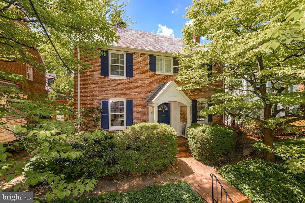 4314 36th St NW, Washington, DC 20008 - photo 1