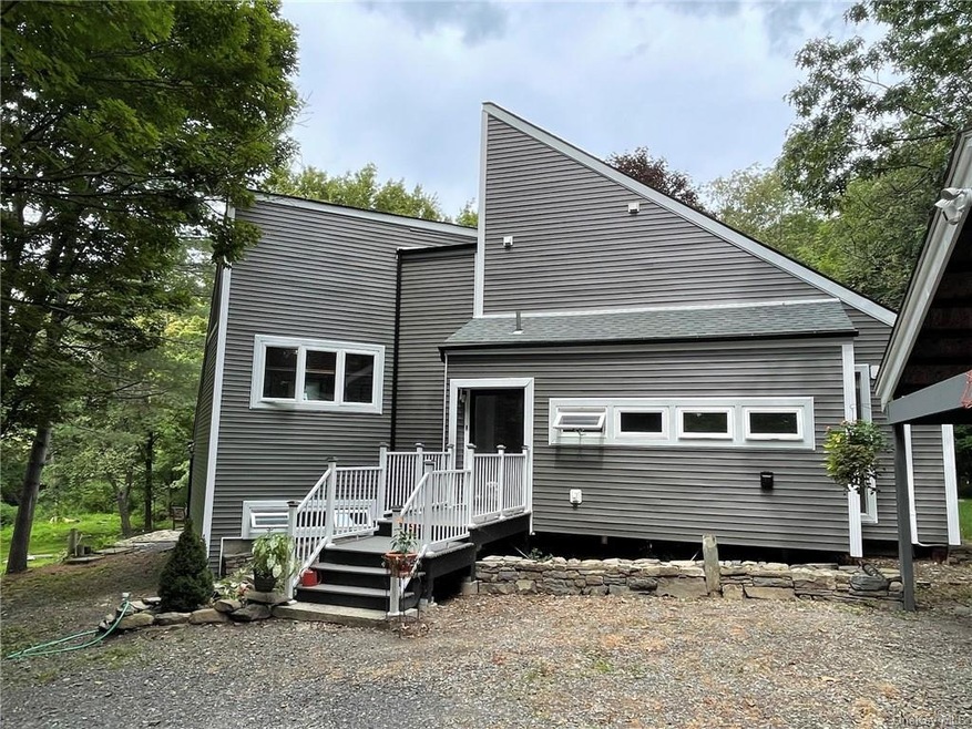 642 Minisink Turnpike, Port Jervis, NY 12771 - photo 1