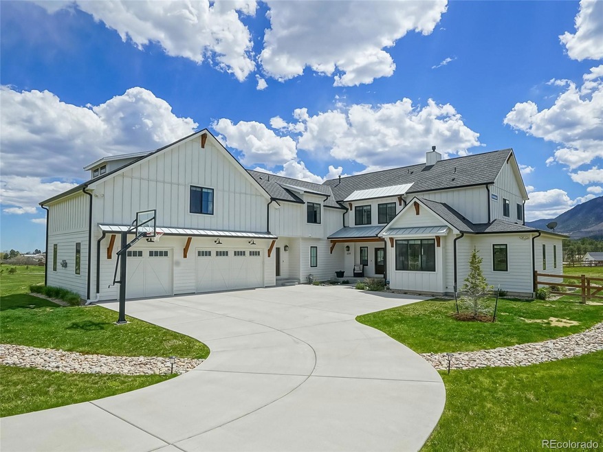 Sold $1,475,000 • Co-Listing Agent