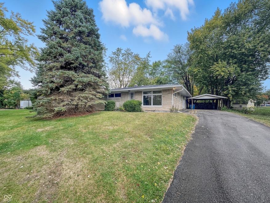 1102 Hathaway Dr, Indianapolis, IN 46229 - photo 1