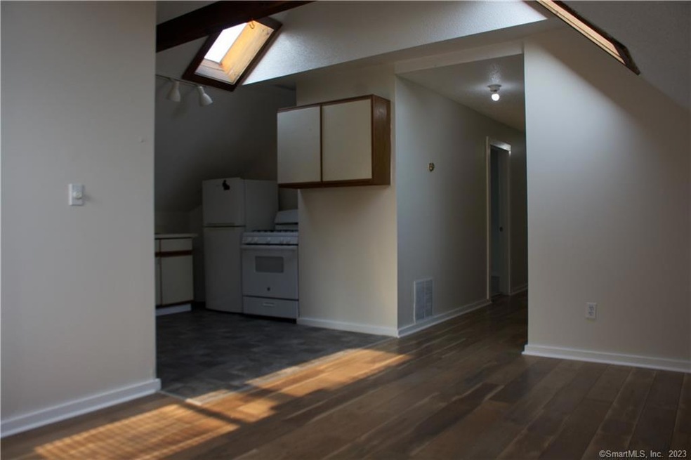 93 Clinton Ave, New Haven, CT 06513 - photo 1