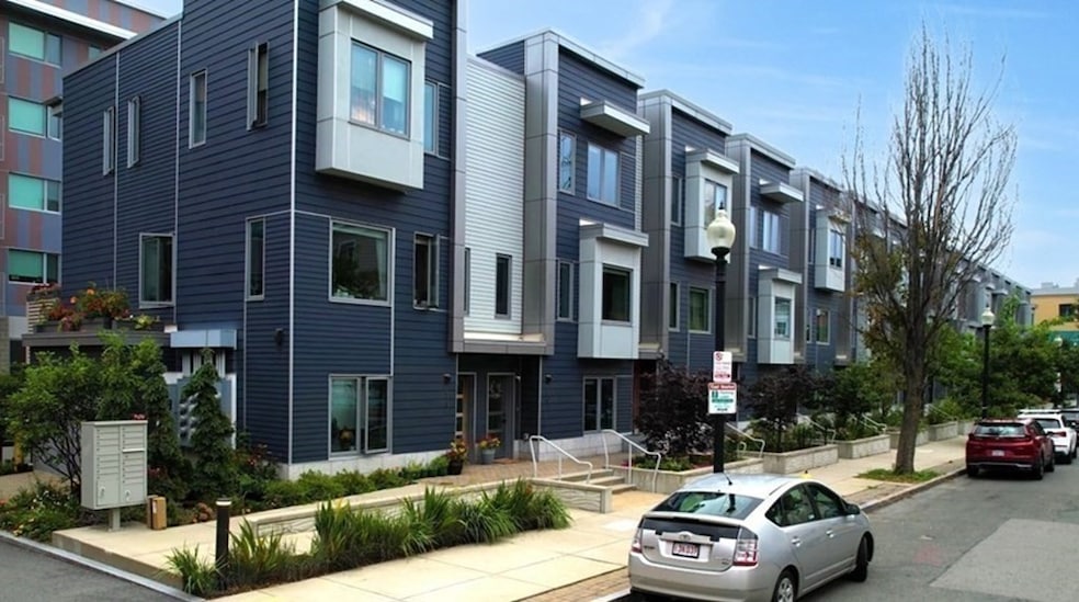 Sold $873,500 • Co-Listing Agent