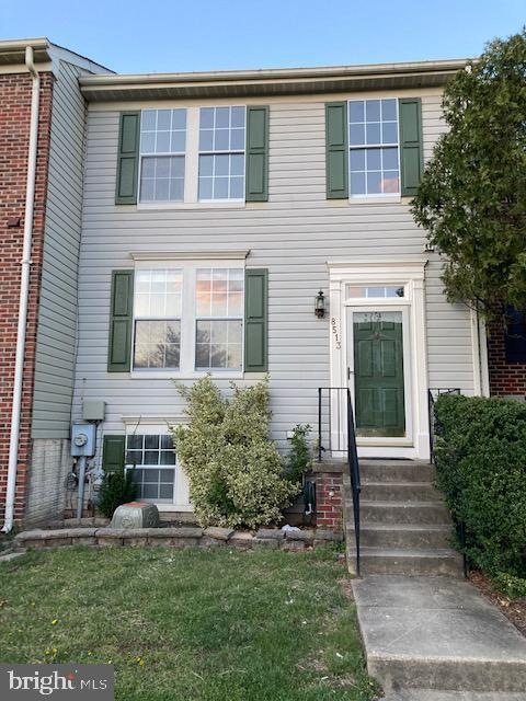 8513 Pine Meadows Dr, Odenton, MD 21113 - photo 1