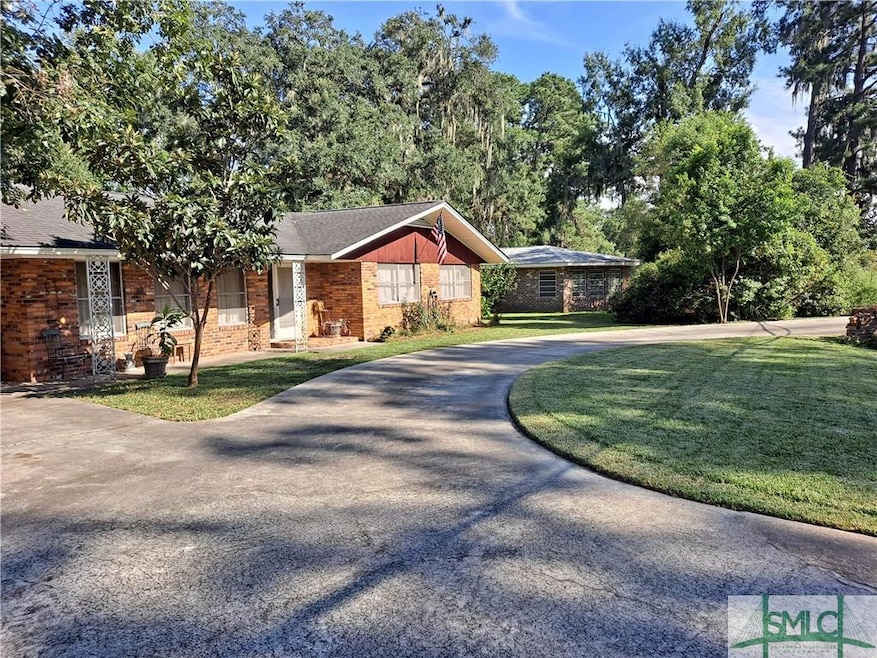 414 S Coastal Hwy, Savannah, GA 31407 - photo 1
