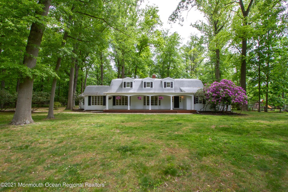 92 Sunnybank Dr, Shrewsbury, NJ 07702 - photo 1