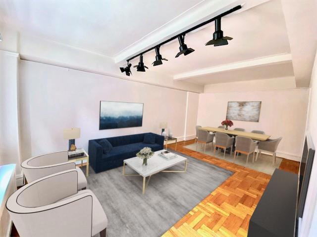 155 E 93rd St unit 3-A, New York, NY 10128 - photo 1