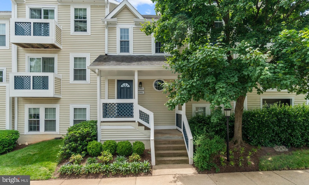 12960B Grays Pointe Rd, Fairfax, VA 22033 - photo 1