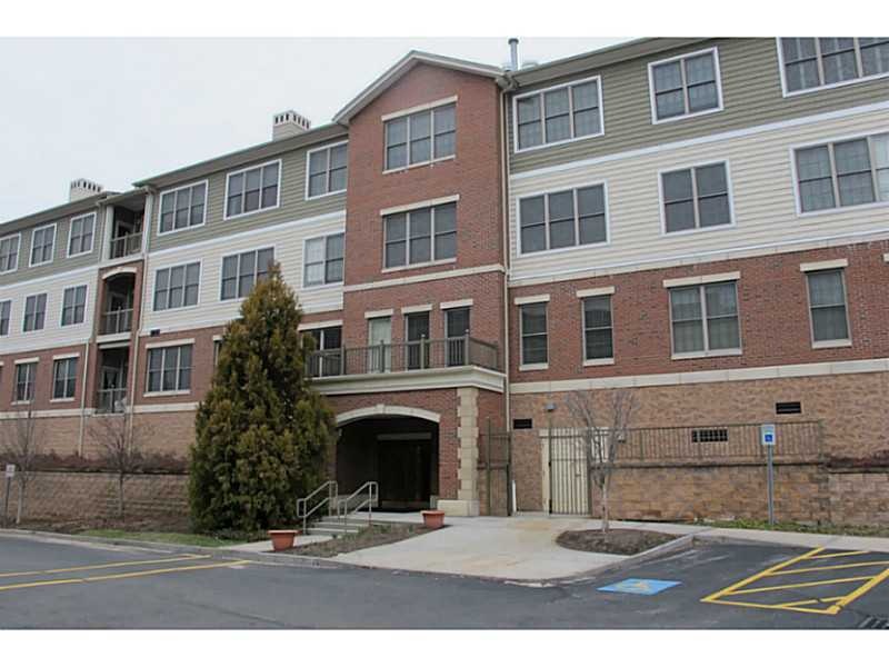 East Side Commons unit 207N, Providence, RI 02906 - photo 1