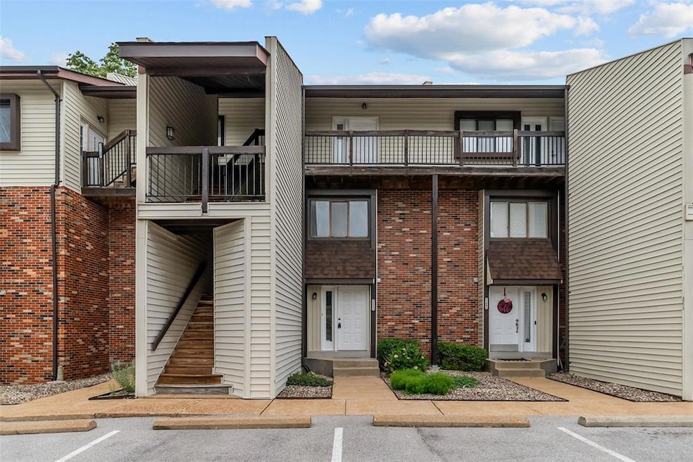 For Sale $215,000 • Co-Listing Agent