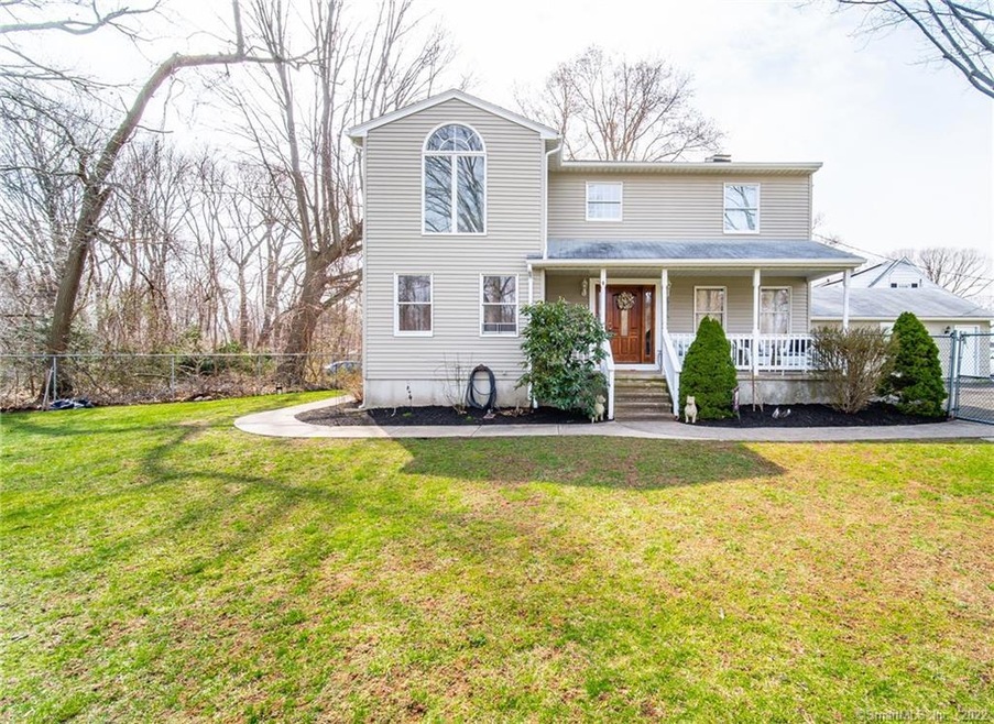 4 Marie Dr, East Haven, CT 06512 - photo 1