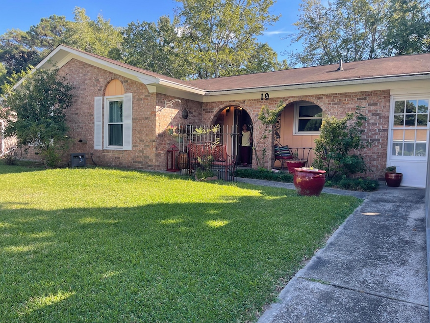 Under Contract $289,000