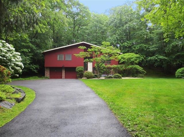 210 Cleveland Dr unit 1/2, Croton On Hudson, NY 10520 - photo 1