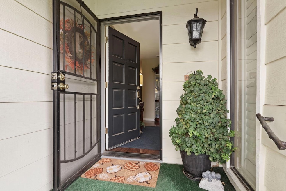 Sold $472,500 • Co-Listing Agent