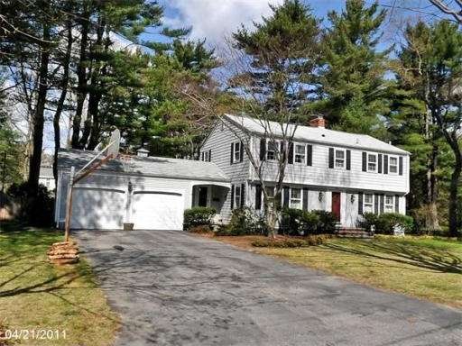 2 Pierce Ct, Barrington, RI 02806 - photo 1