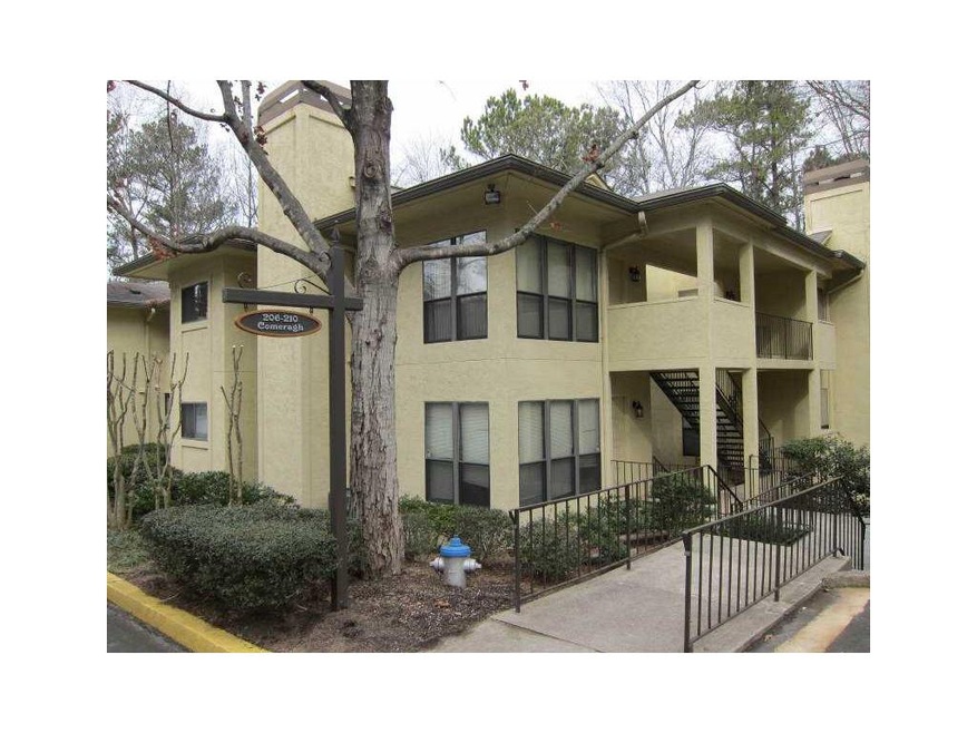 Exterior Front. 2 Bedroom/2 Bath one level Condo l