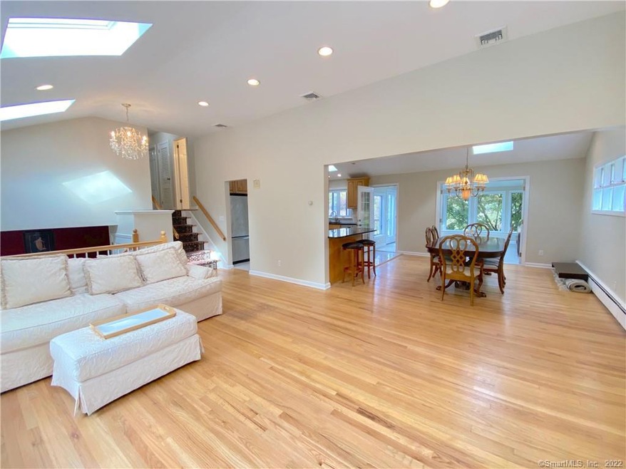 319 Woodbine Rd, Stamford, CT 06903 - photo 1