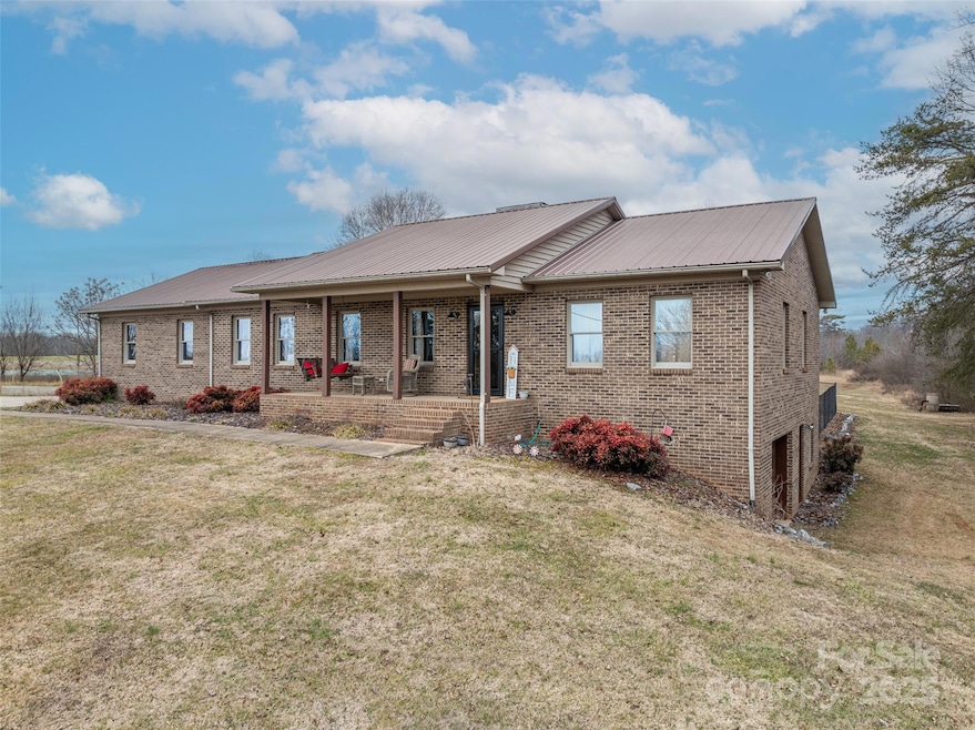 Sold $365,000