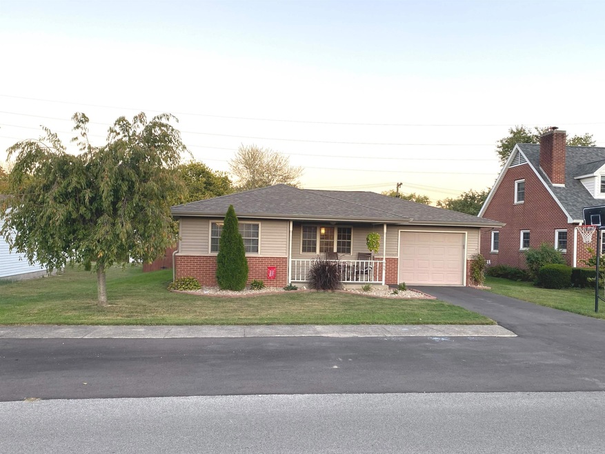 669 10th St NE, Linton, IN 47441 - photo 1