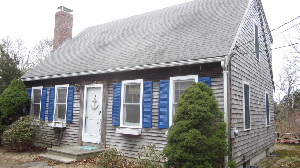 285 Massasoit Rd