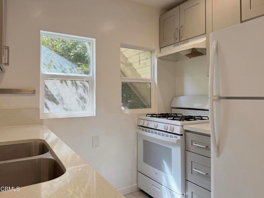 1827 Santa Ynez St unit C, Los Angeles, CA 90026 - photo 1