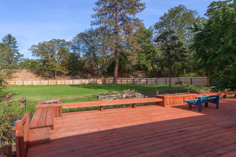 1799 Hamilton Ln, Grants Pass, OR 97527 - photo 1