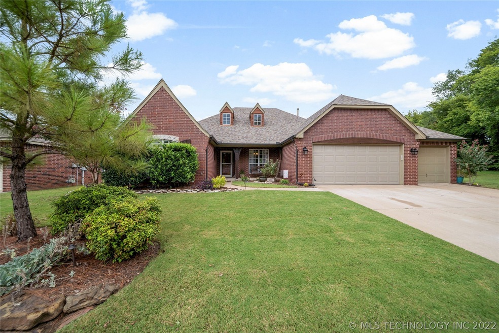 20433 E 49th St S, Broken Arrow, OK 74014 - photo 1
