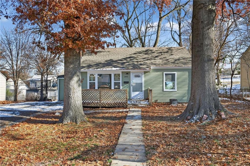 2643 S 30th St, Kansas City, KS 66106 - photo 1