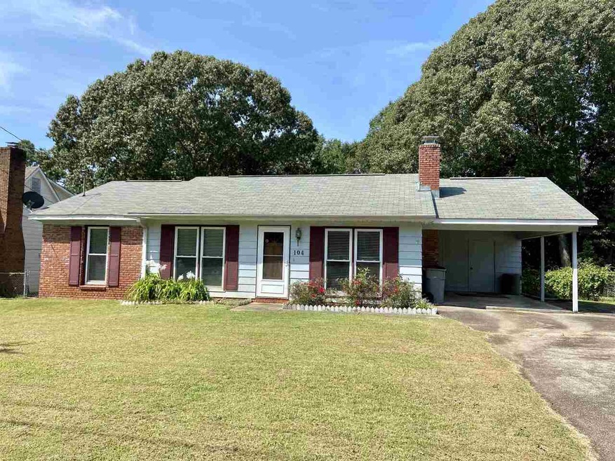 104 Glendale Dr, Lagrange, GA 30240 - photo 1