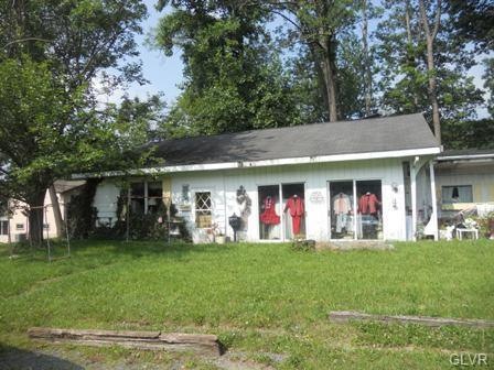 402 S Broadway, Wind Gap, PA 18091 - photo 1