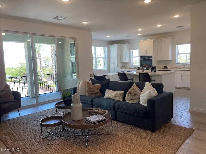 2555 Hampton Rd unit 4202, Henderson, NV 89052 - photo 1