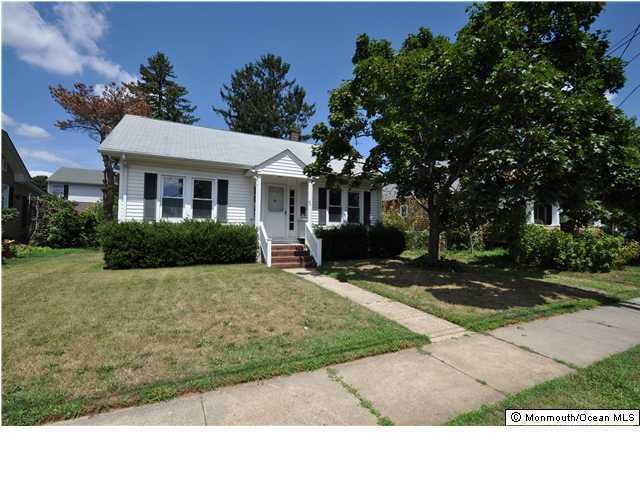 82 Carpenter St, Red Bank, NJ 07701 - photo 1