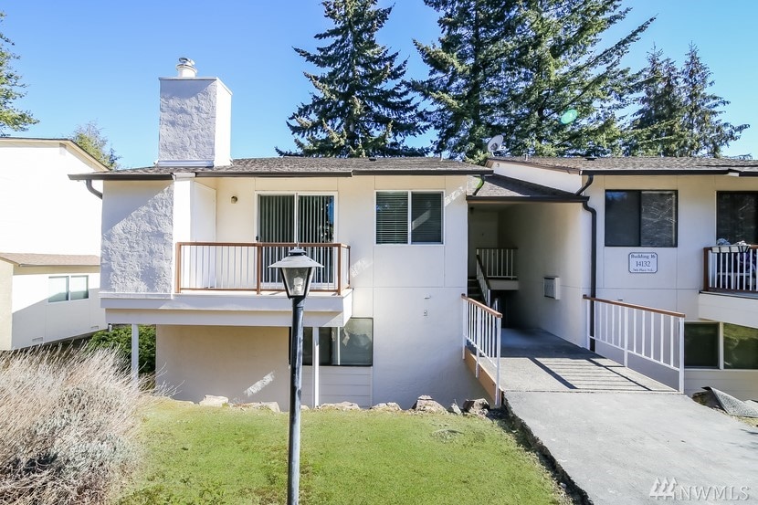 14132 74th Place NE unit 16C, Kirkland, WA 98034 - photo 1