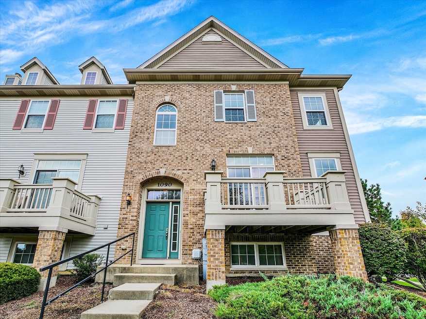 1090 Maubert Ct, Carol Stream, IL 60188 - photo 1