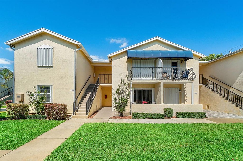 138 Waterside Dr unit BLDG 1, Hypoluxo, FL 33462 - photo 1