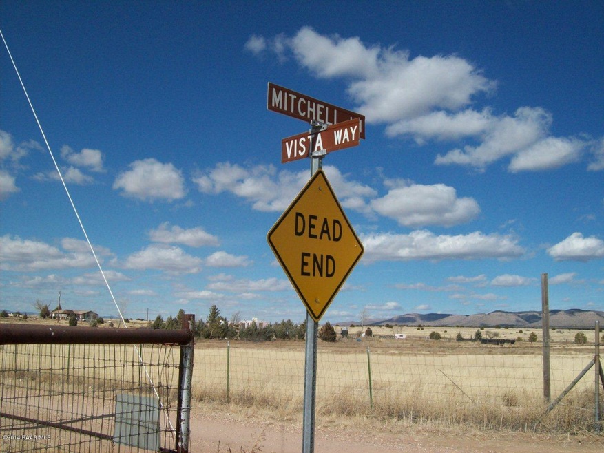 1800 W Vista Way, Paulden, AZ 86334 - photo 1