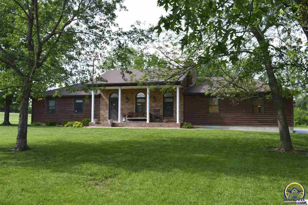 3512 NW 66th St, Topeka, KS 66618 - photo 1