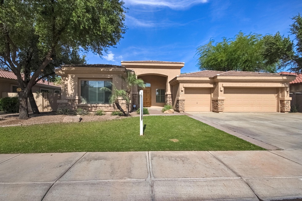 1836 S Sailors Way-1