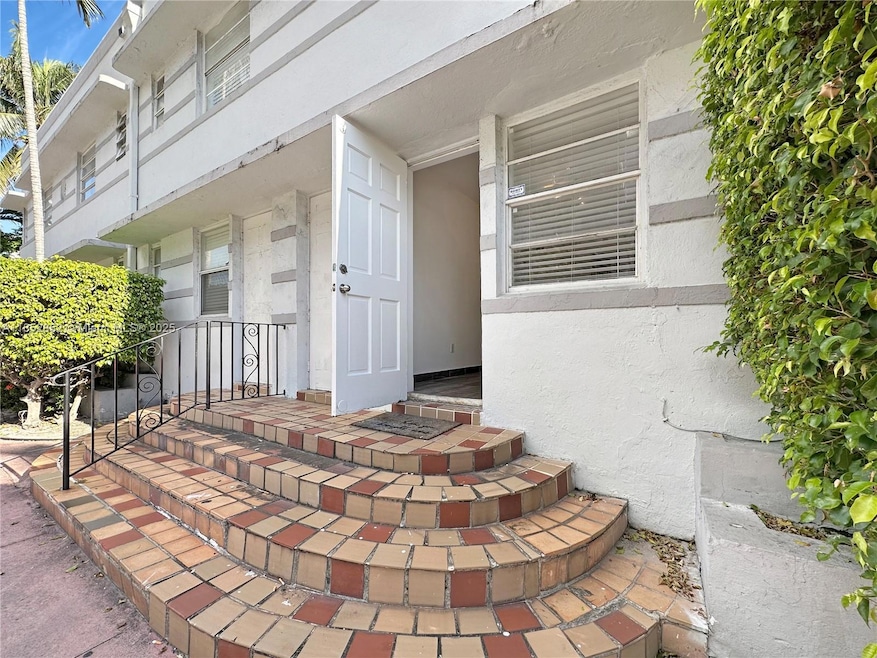 901 Euclid Ave unit 7, Miami Beach, FL 33139 - photo 1