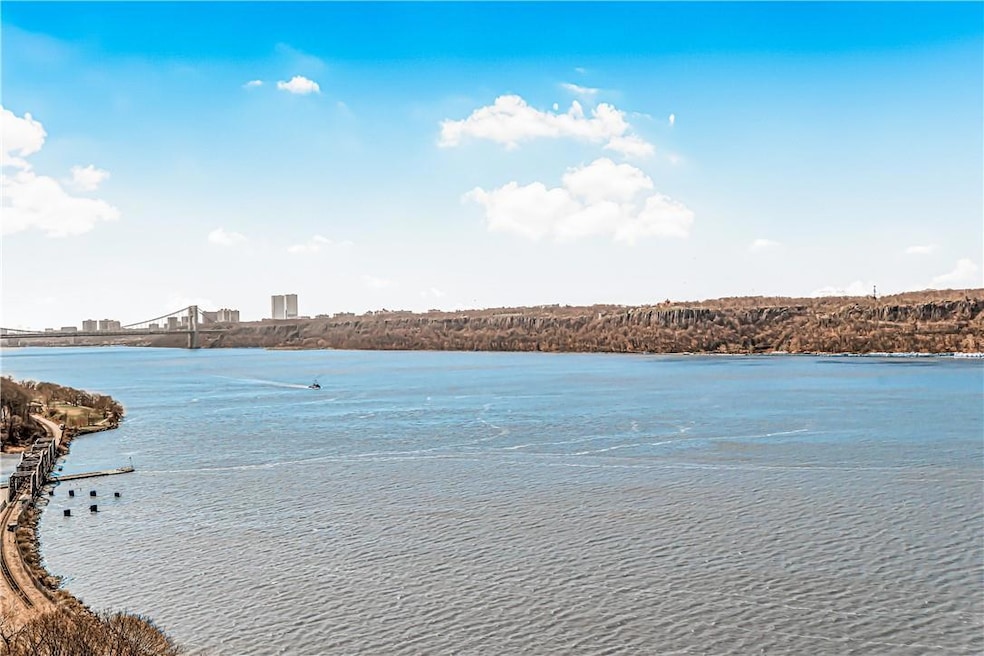 Sold $727,500 • Co-Listing Agent